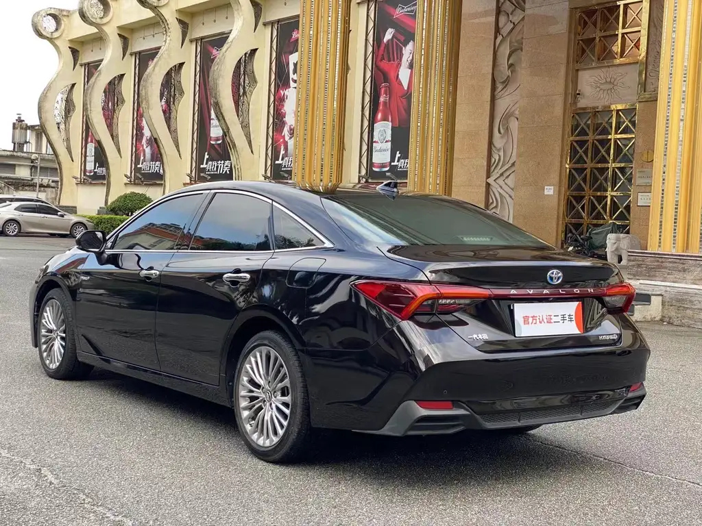 TOYOTA AVALON 2019