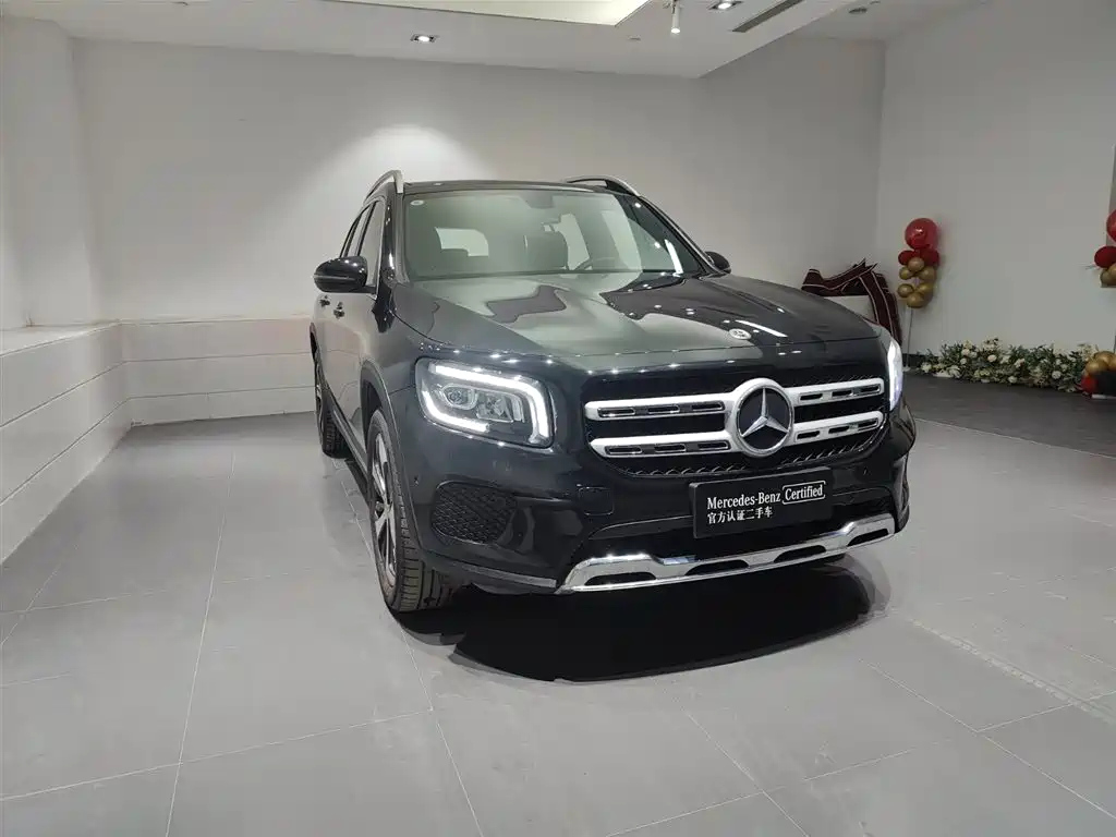 MERCEDES BENZ GLB 2021