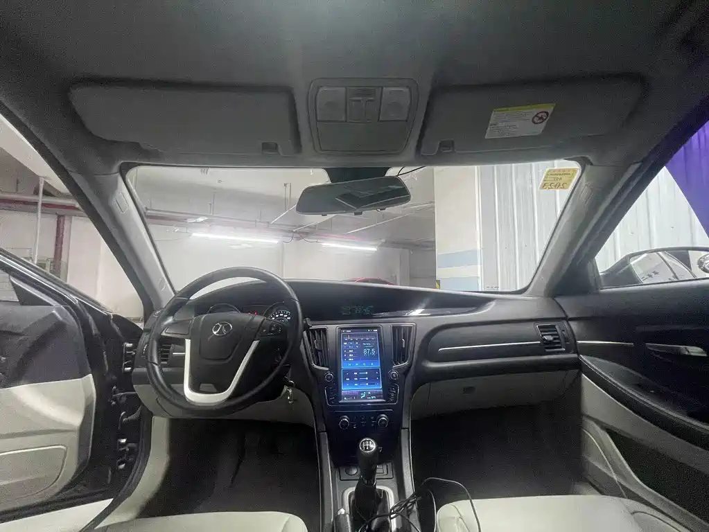 BAIC SENOVA D50 2015