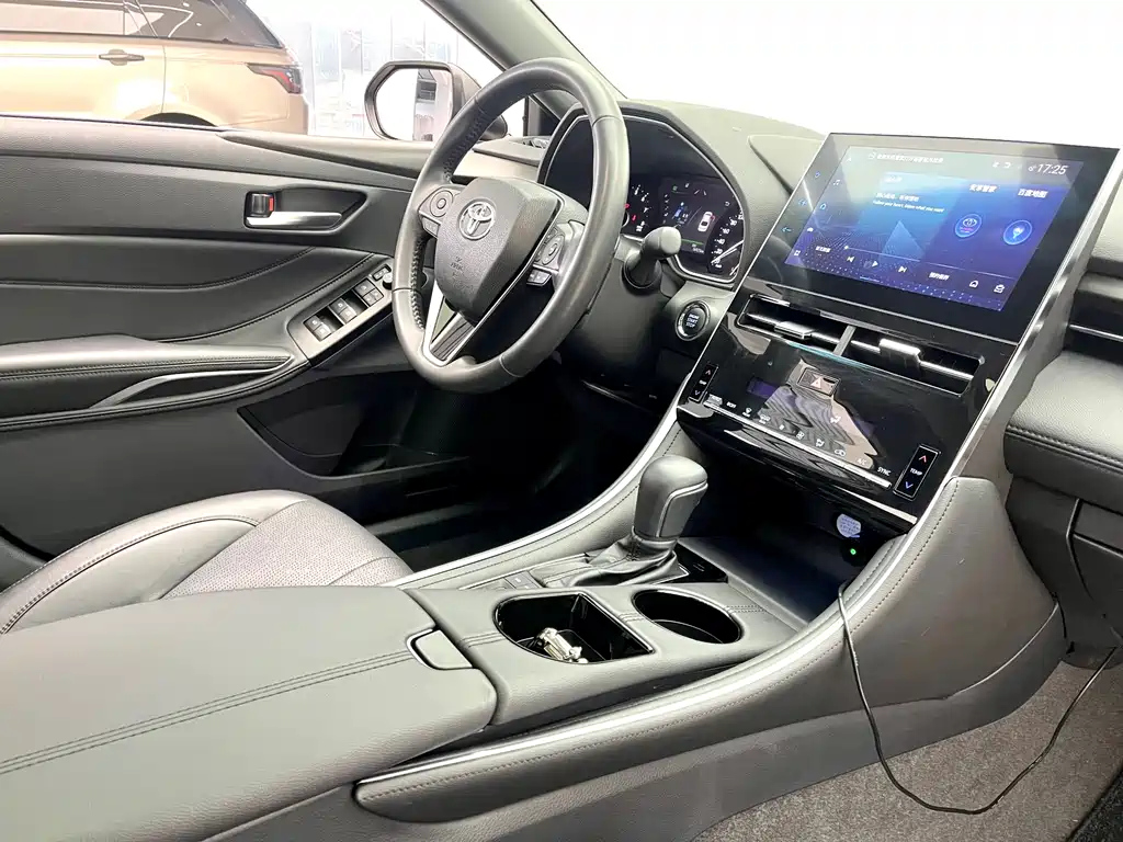 TOYOTA AVALON 2023