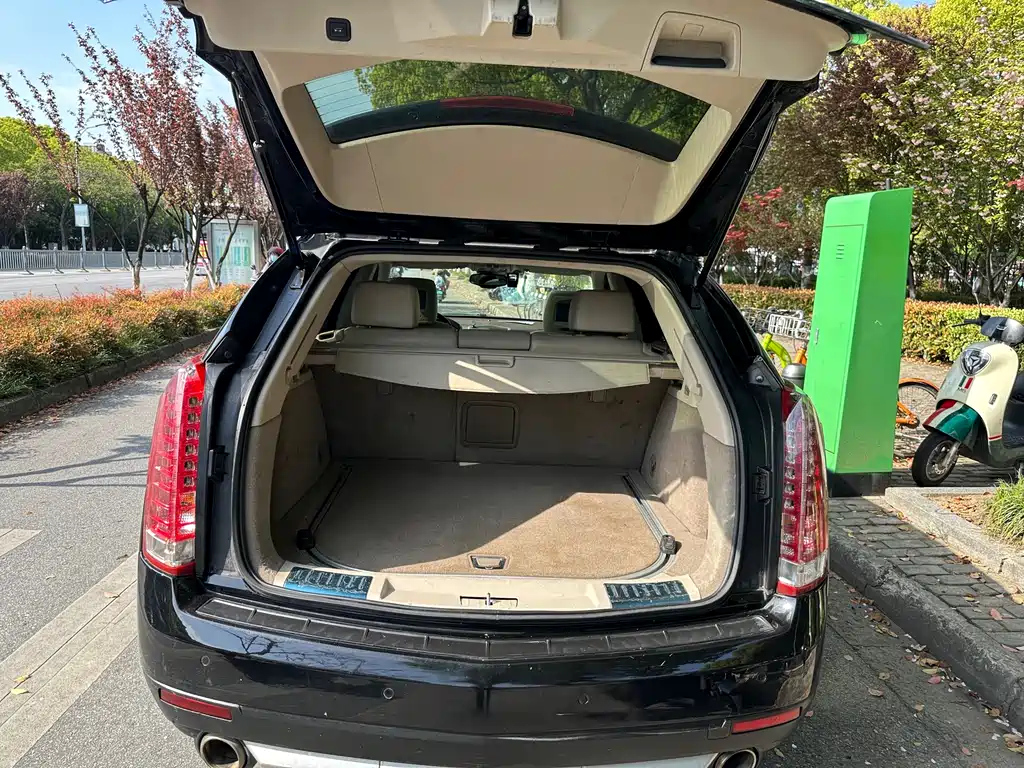 CADILLAC SRX 2012