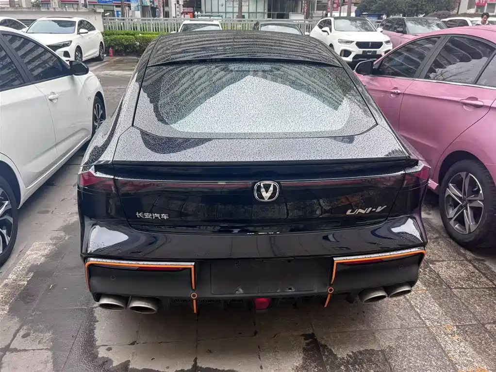 CHANGAN UNI-V 2022