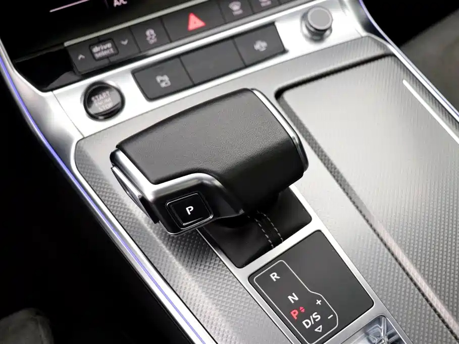 AUDI A6L 2022