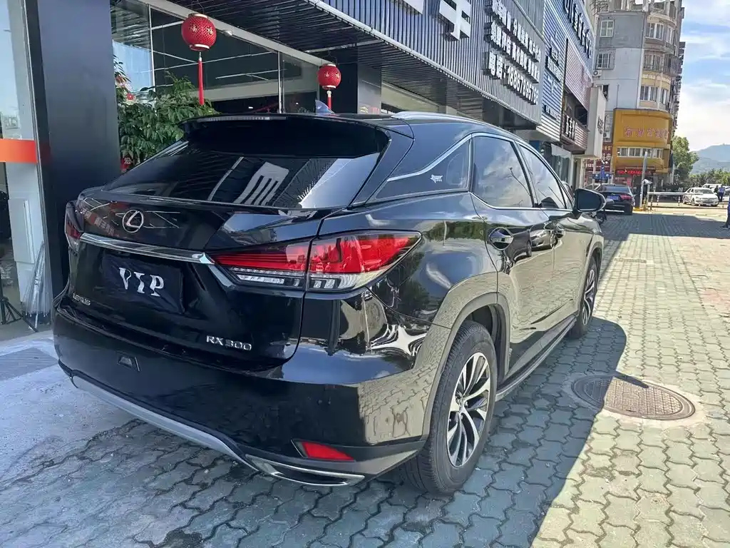 LEXUS RX 2020
