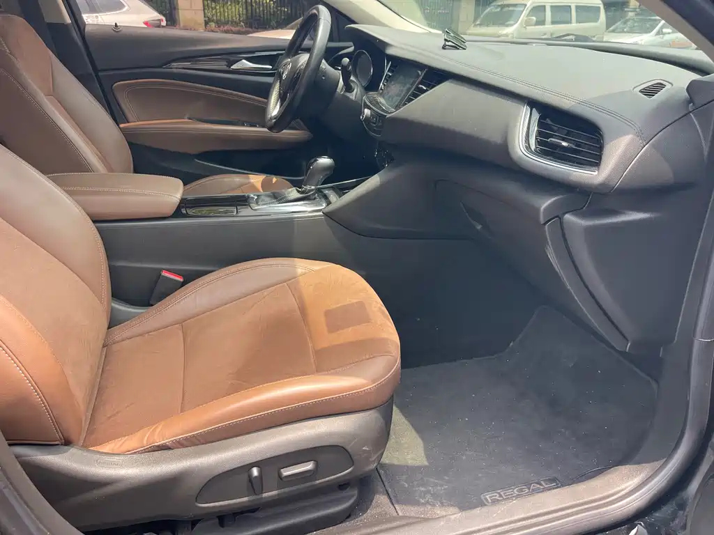 BUICK REGAL 2019
