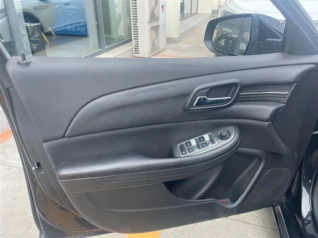 CHEVROLET MALIBU 2014