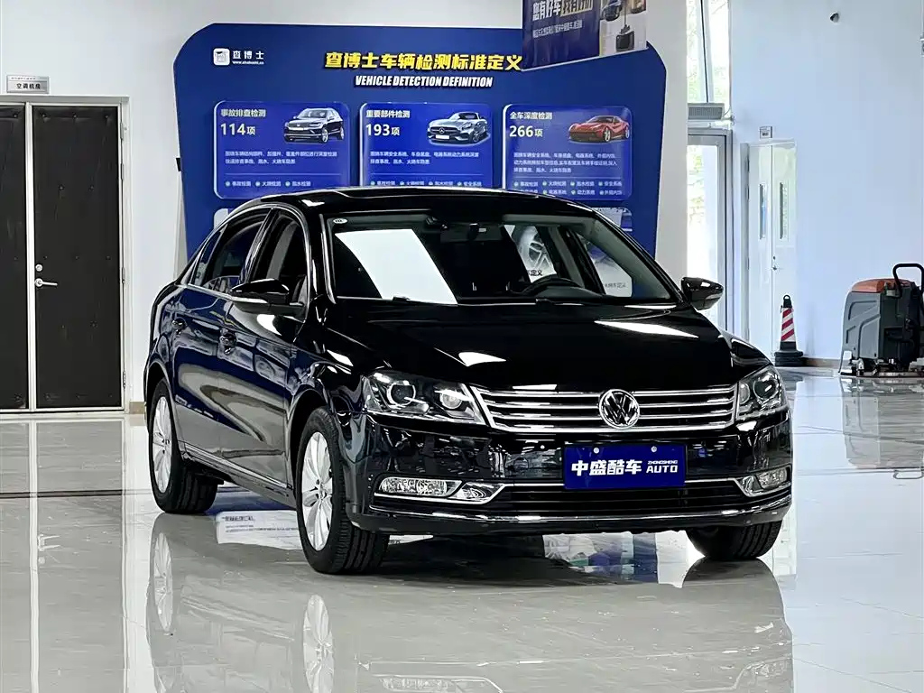 VOLKSWAGEN MAGOTAN 2016