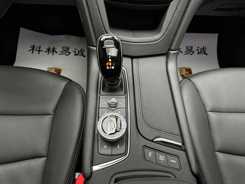 CADILLAC XT5 2020