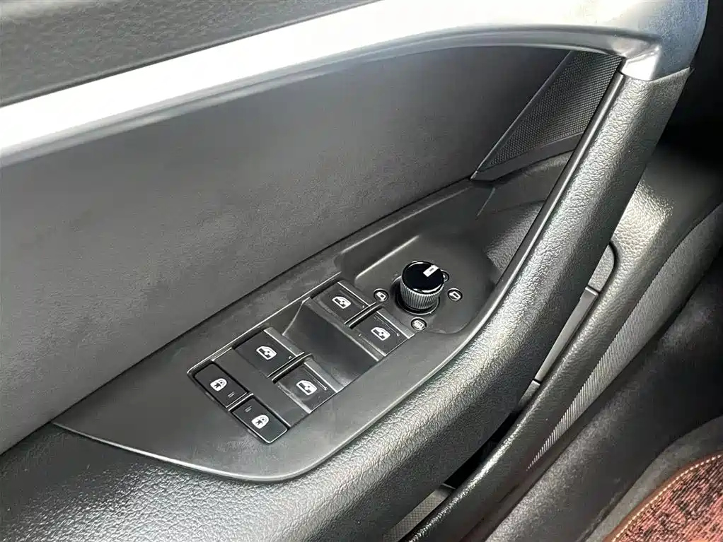 AUDI A6L 2021