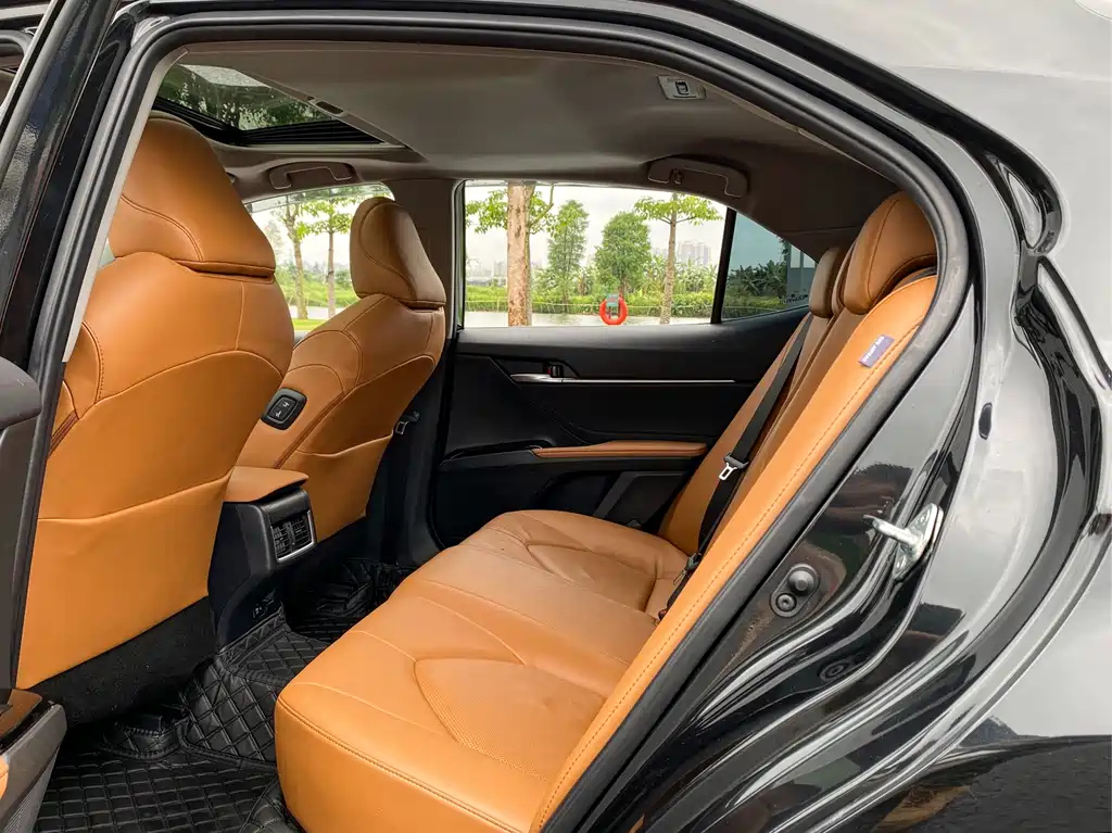 TOYOTA CAMRY 2022
