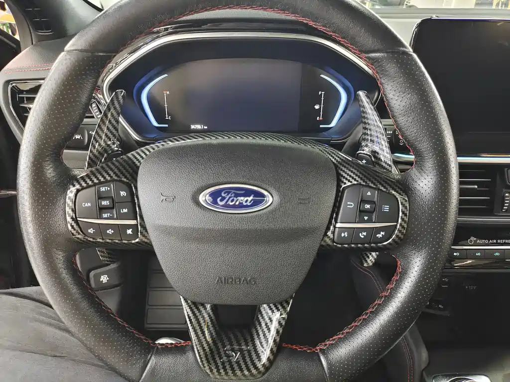 FORD FOCUS 2021