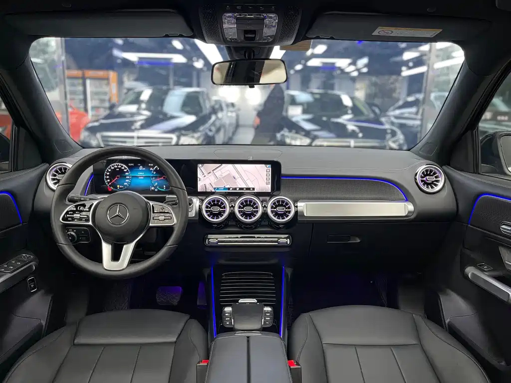 MERCEDES BENZ GLB 2022