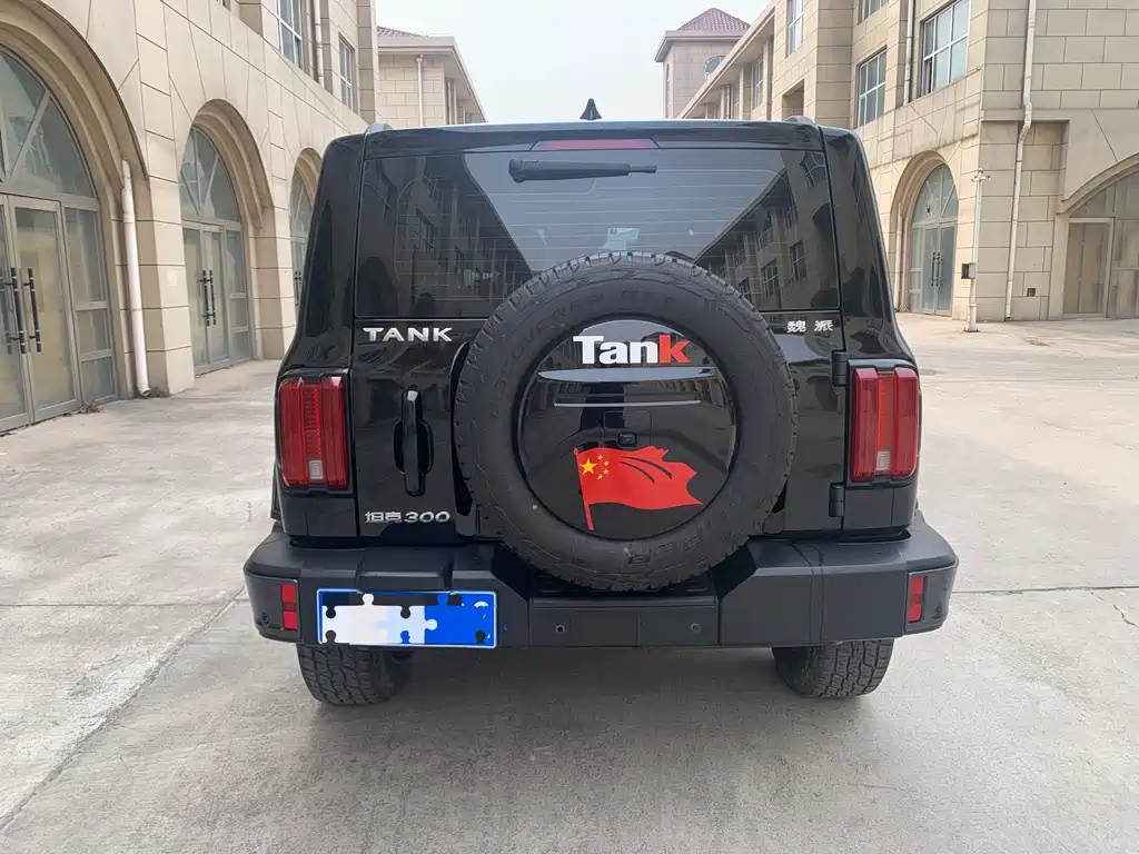 TANK 300 2022