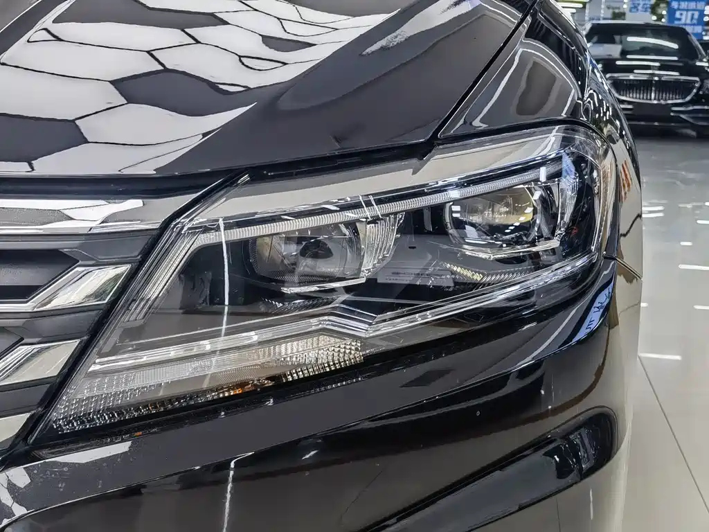 VOLKSWAGEN LAVIDA 2021
