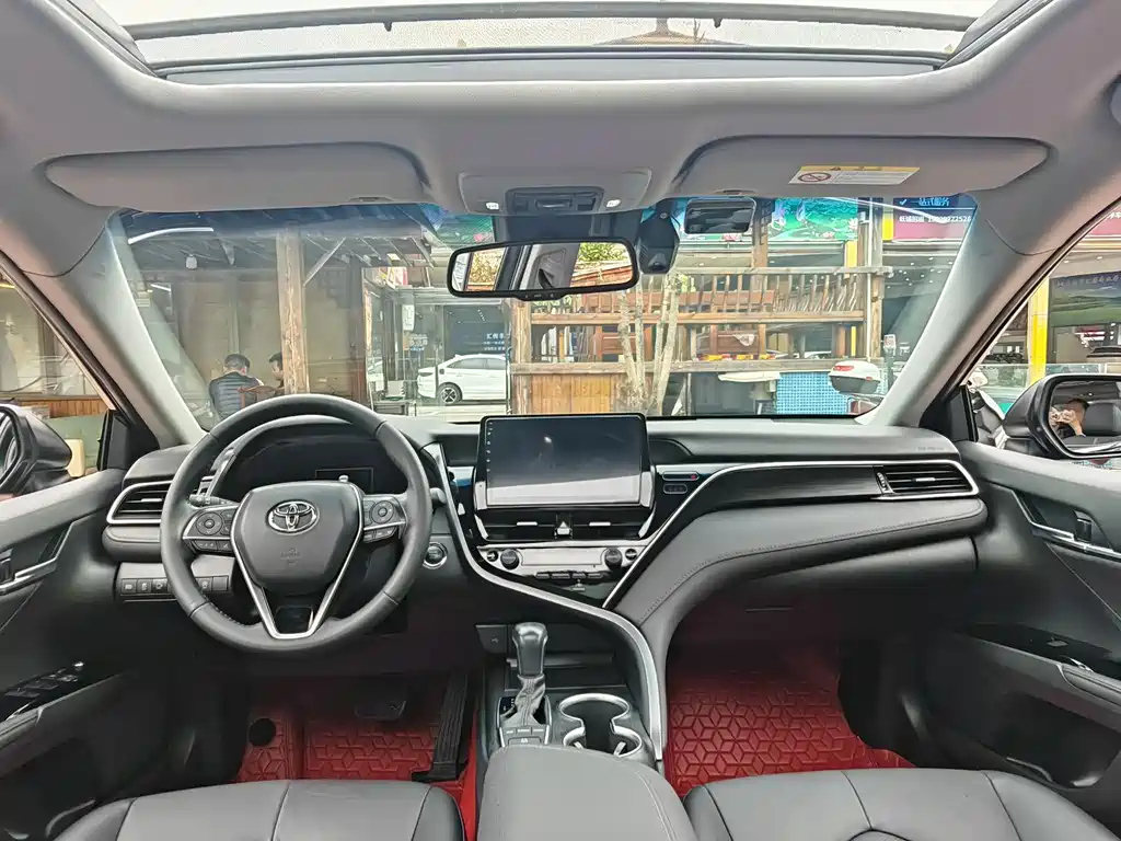 TOYOTA CAMRY 2022