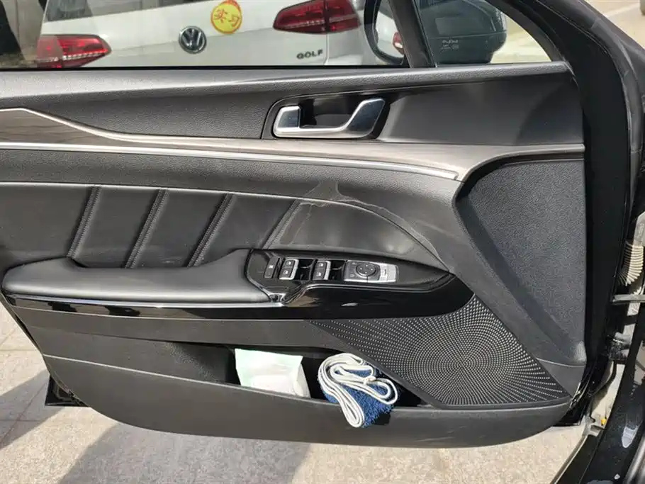 KIA K5 2021