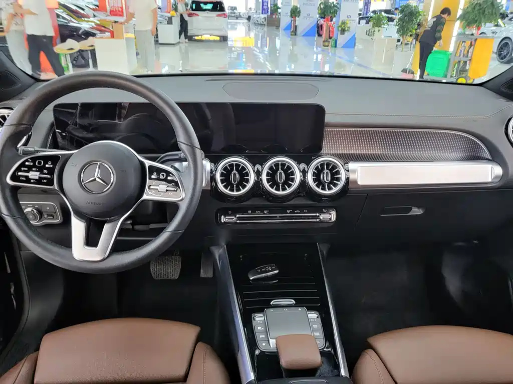 MERCEDES BENZ GLB 2022