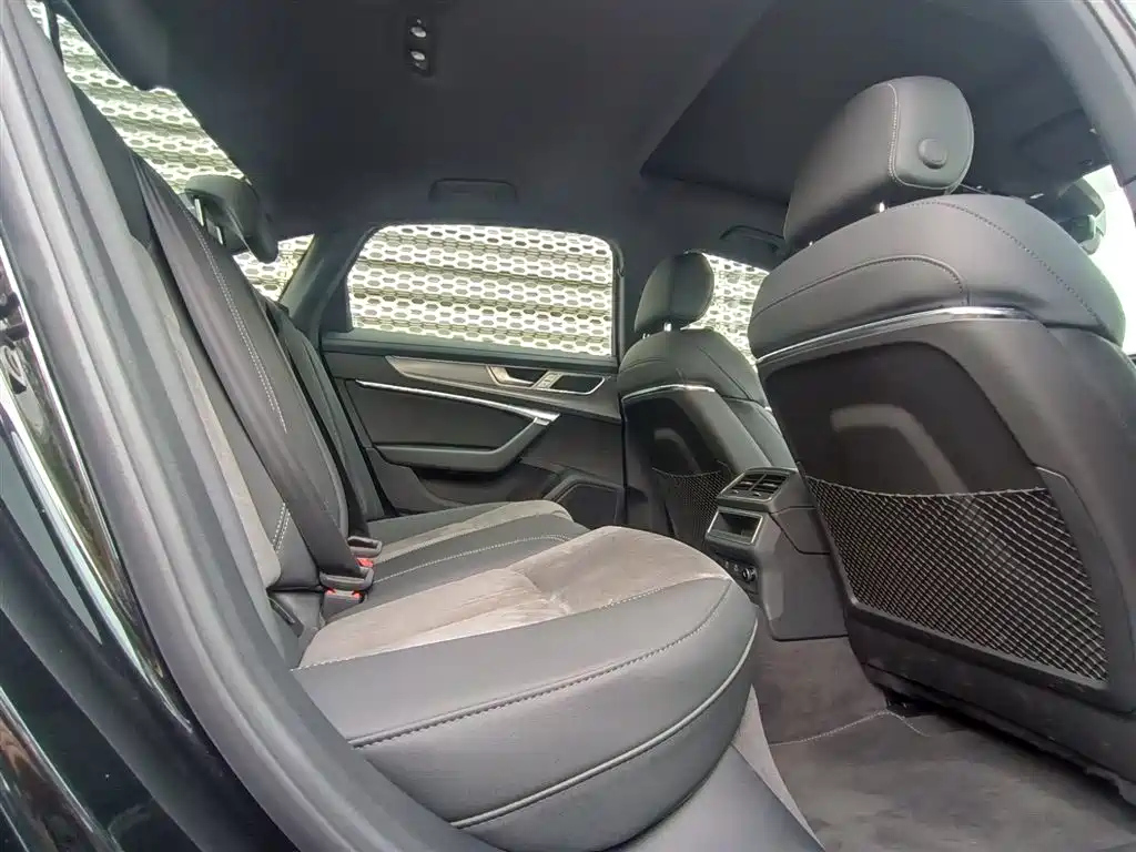 AUDI A6L 2023