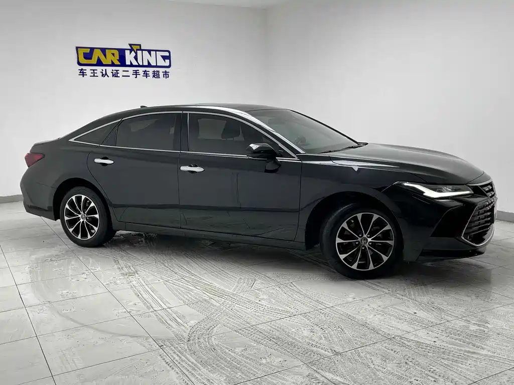 TOYOTA AVALON 2022