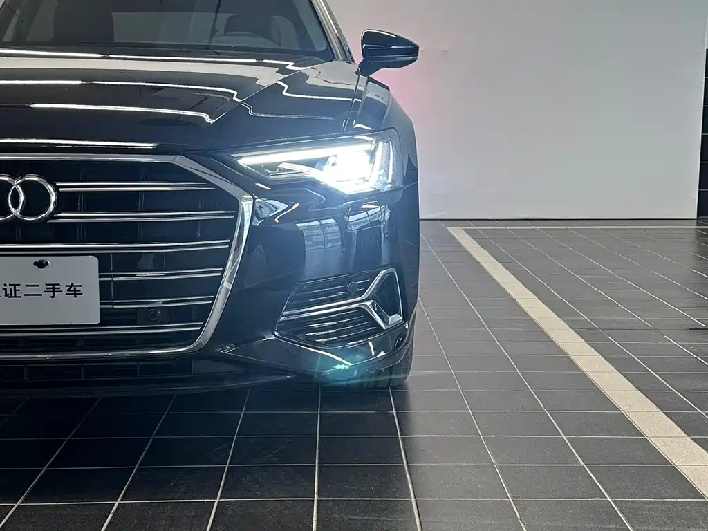 AUDI A6L 2023