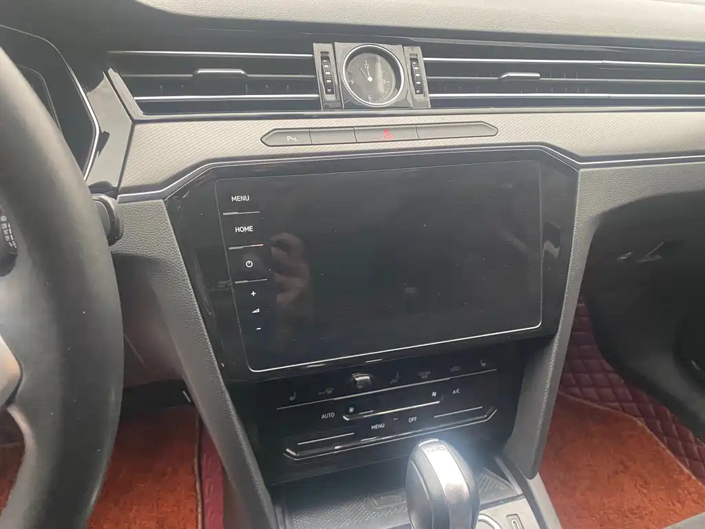 VOLKSWAGEN MAGOTAN 2020