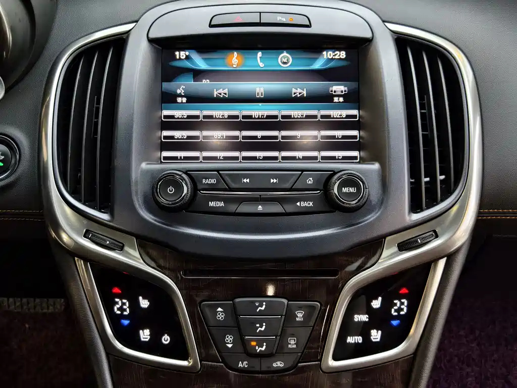 BUICK LACROSSE 2014