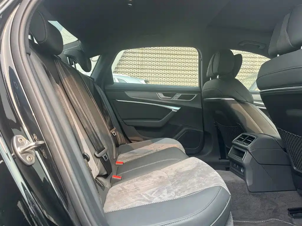 AUDI A6L 2023