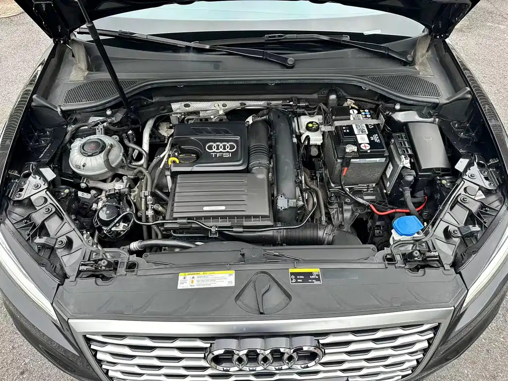 AUDI Q2L 2021