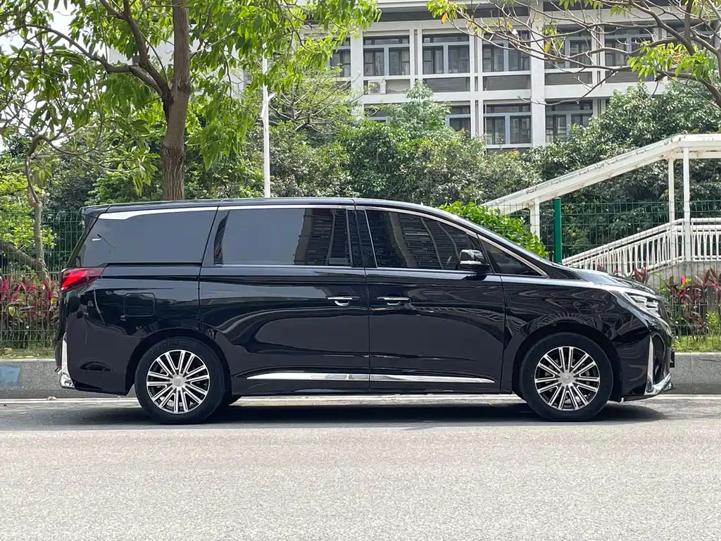 TRUMPCHI M8 2021