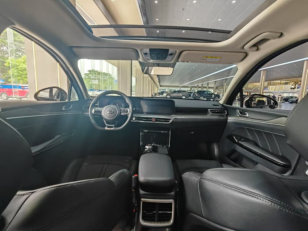 KIA K5 2021
