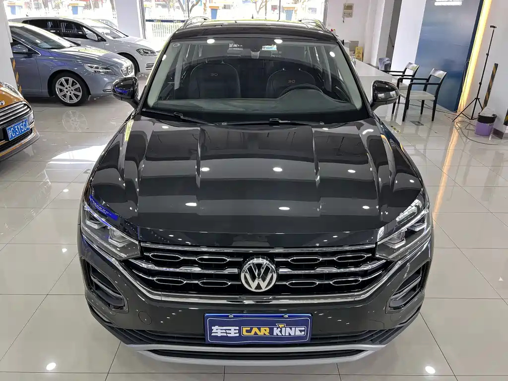 VOLKSWAGEN TAYRON 2021
