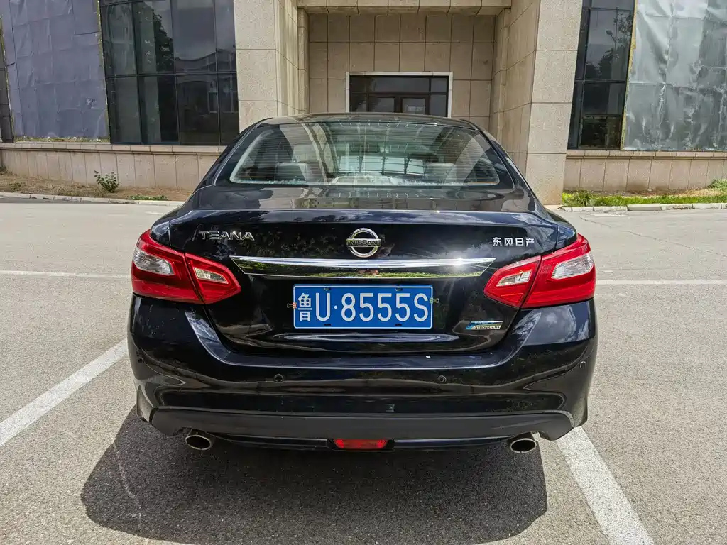 NISSAN TEANA 2016