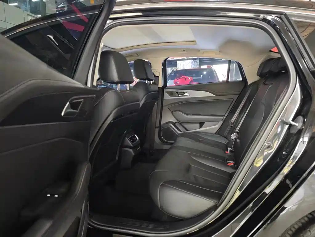 HONGQI H5 2022