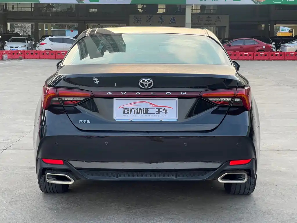 TOYOTA AVALON 2020