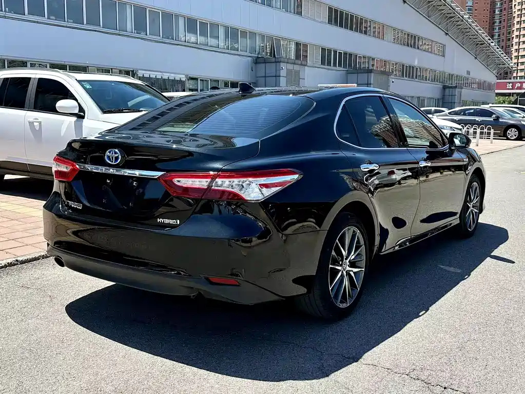 TOYOTA CAMRY 2022