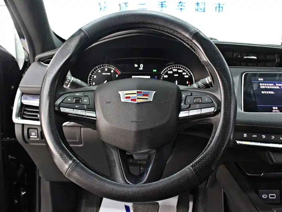 CADILLAC XT4 2020
