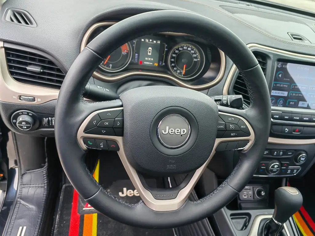 JEEP CHEROKEE 2017