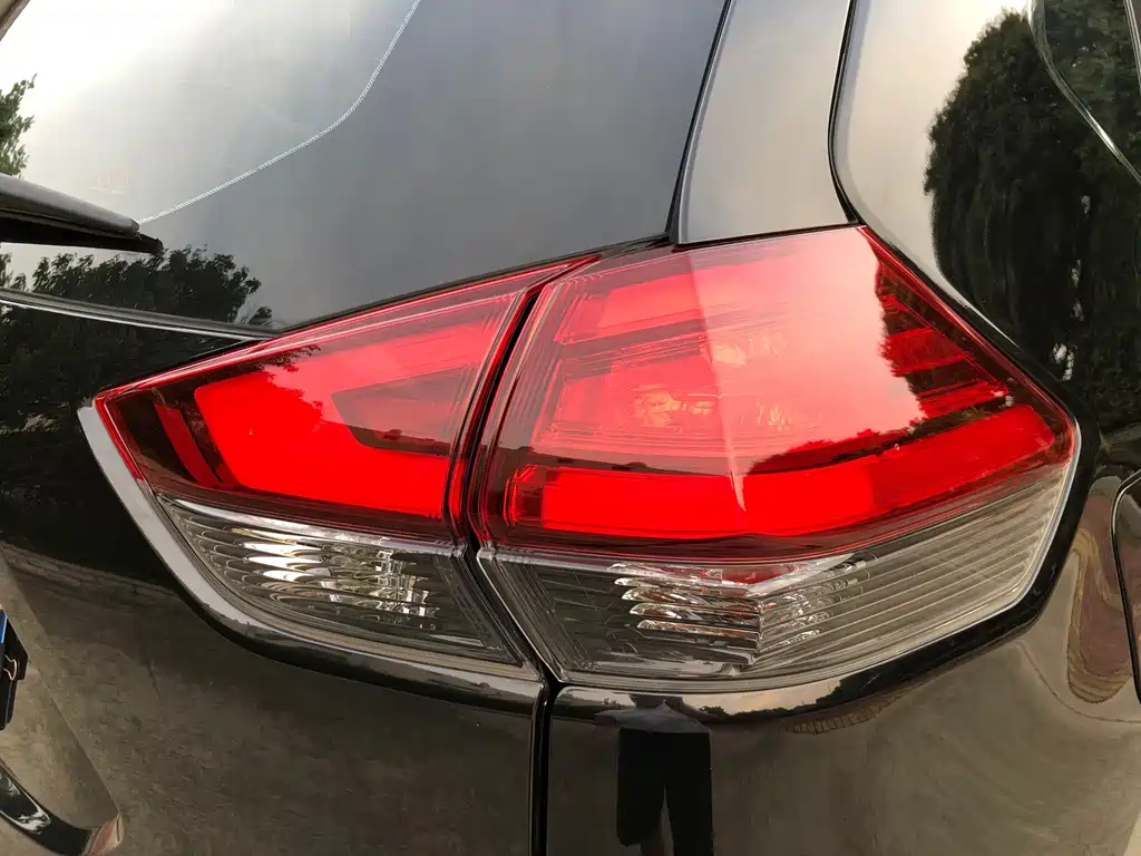 NISSAN X-TRAIL 2021