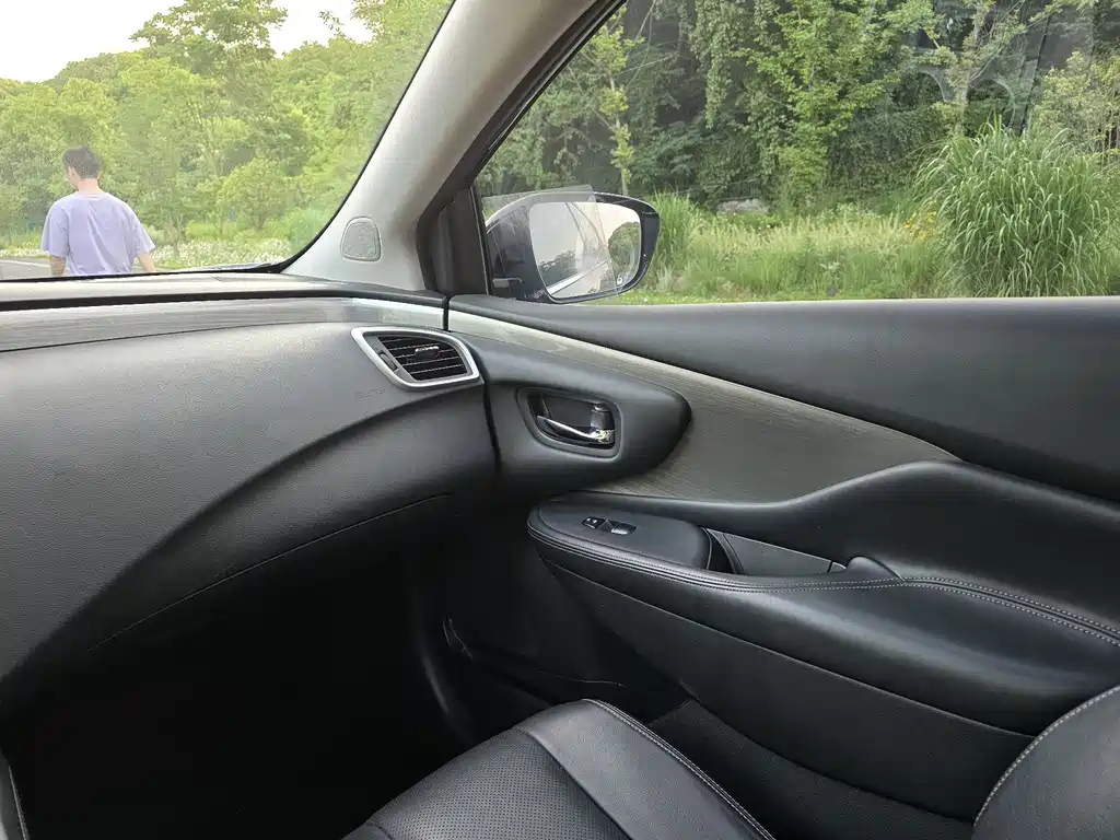 NISSAN MURANO 2018