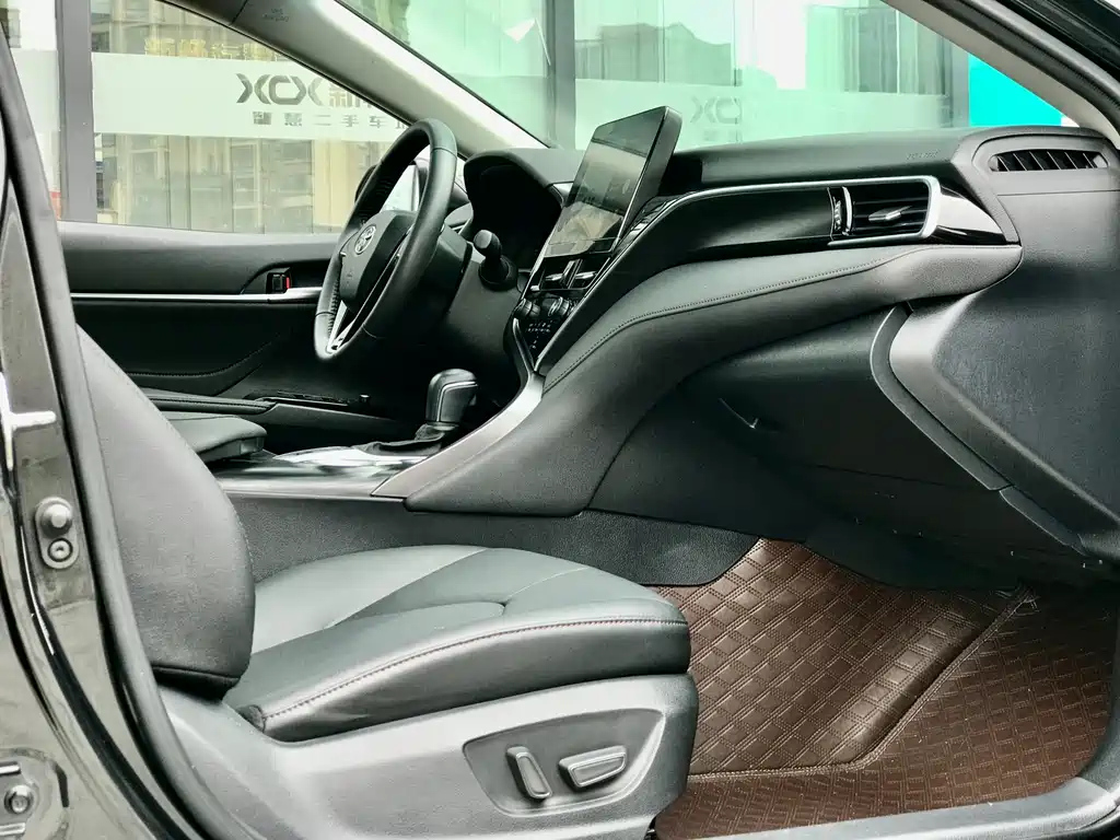 TOYOTA CAMRY 2022