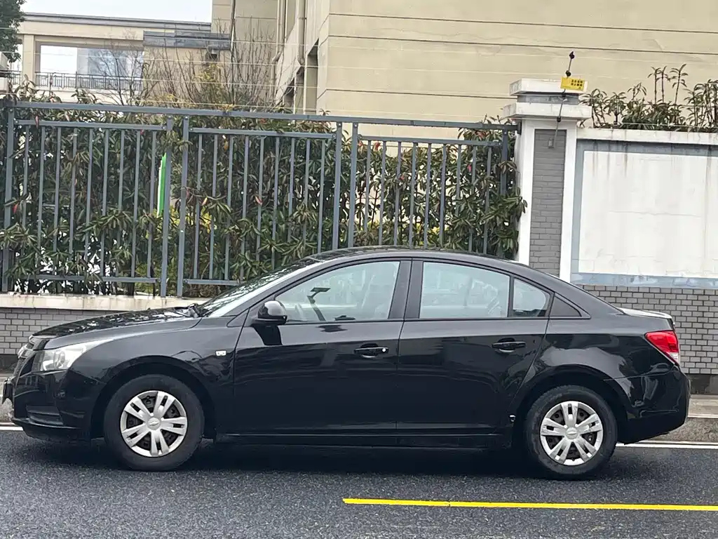 CHEVROLET CRUZE 2014