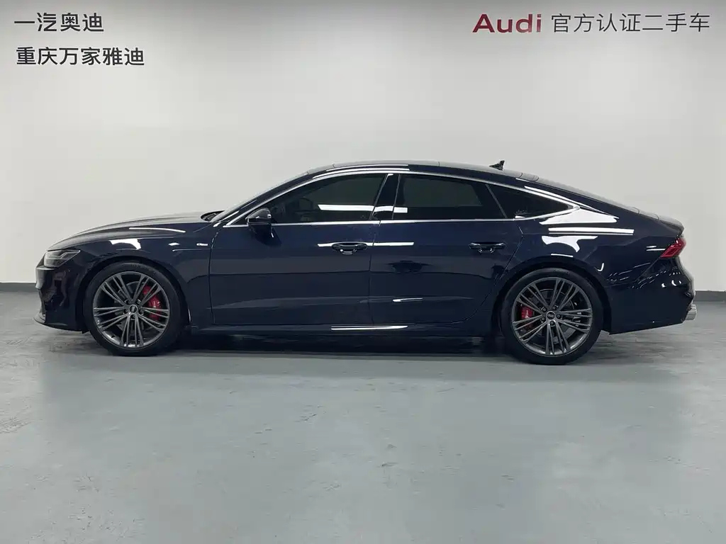 AUDI A7 2022
