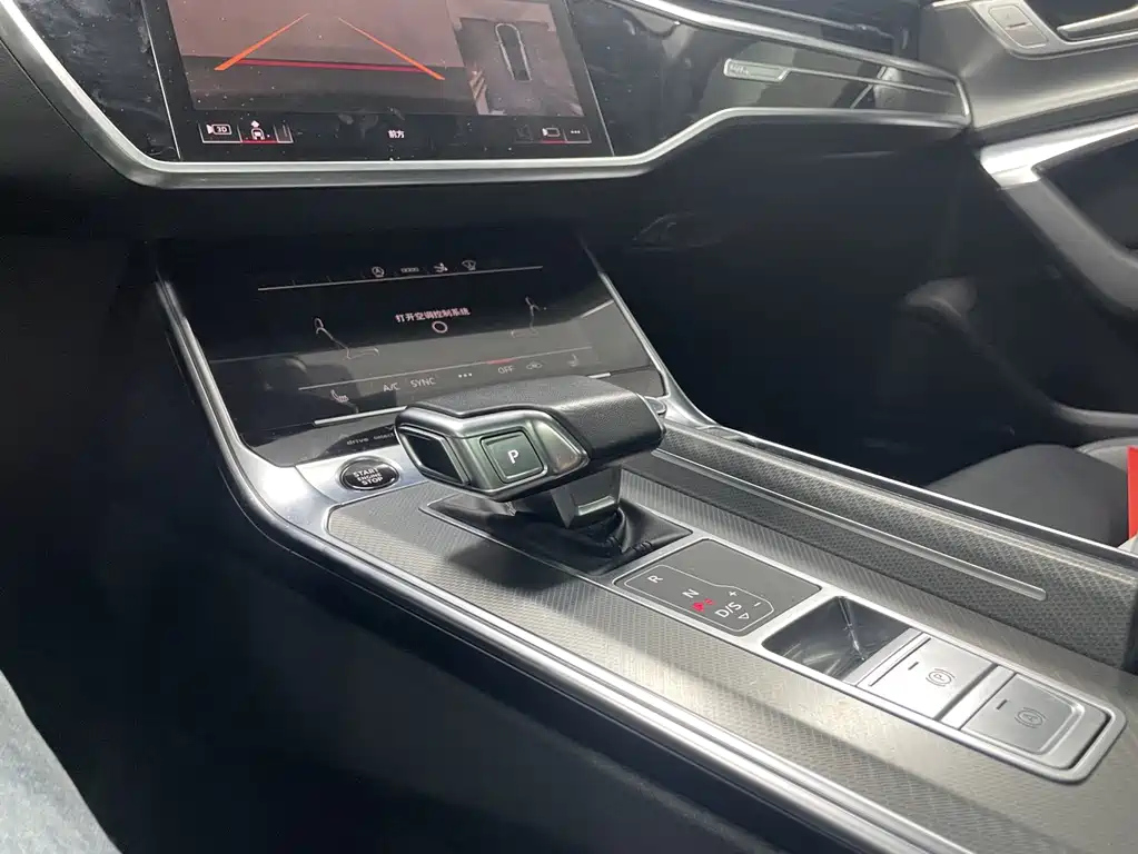AUDI A7 2022