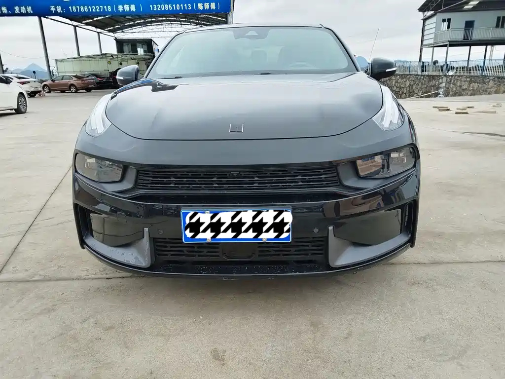LYNK&CO 03 2020
