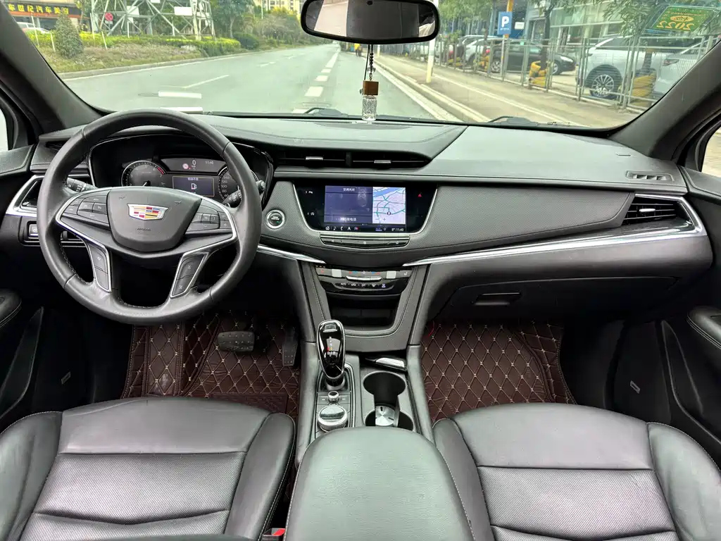 CADILLAC XT5 2020