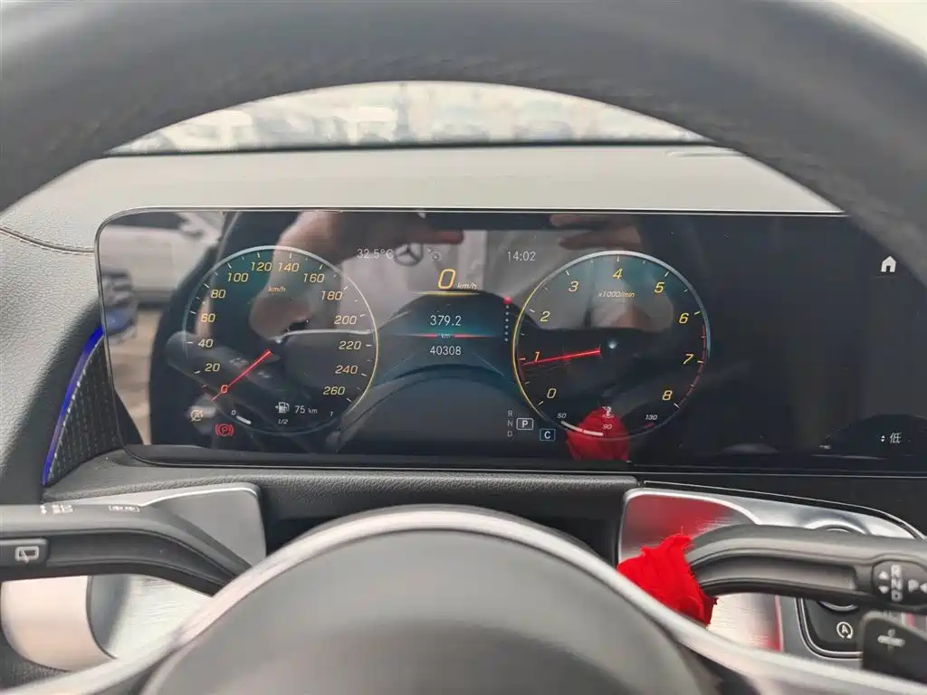 MERCEDES BENZ GLB 2021