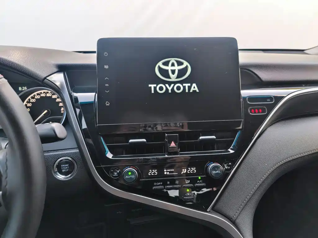 TOYOTA CAMRY 2022