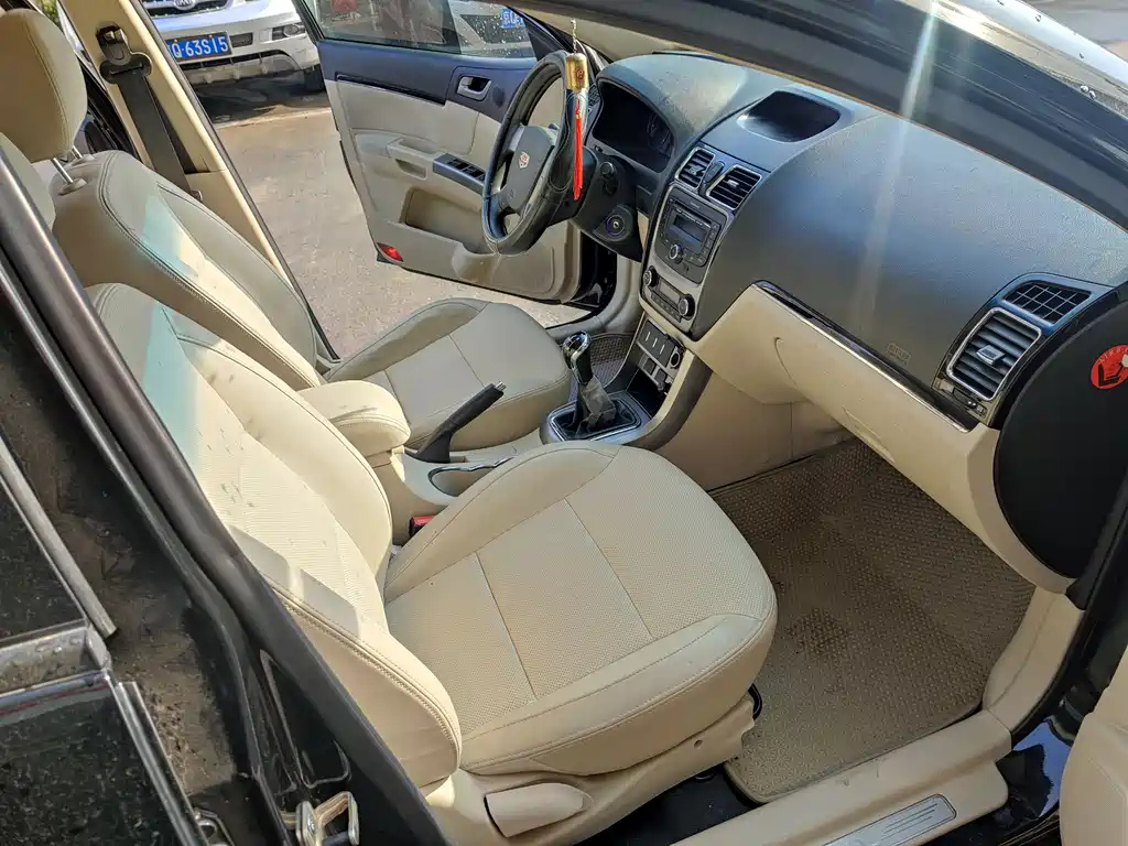 GEELY AUTO CLASSIC EMGRAND 2013