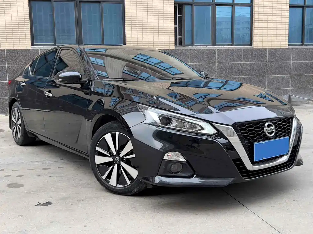 NISSAN TEANA 2021