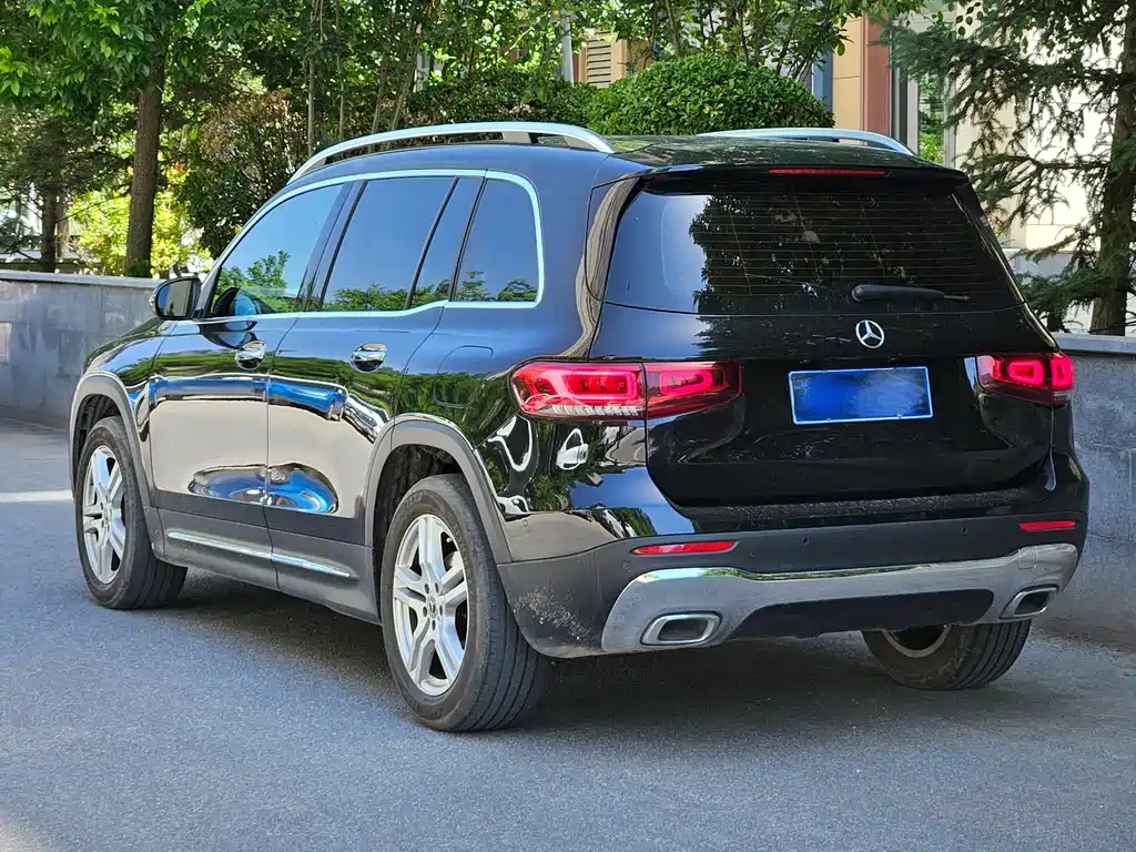 MERCEDES BENZ GLB 2021
